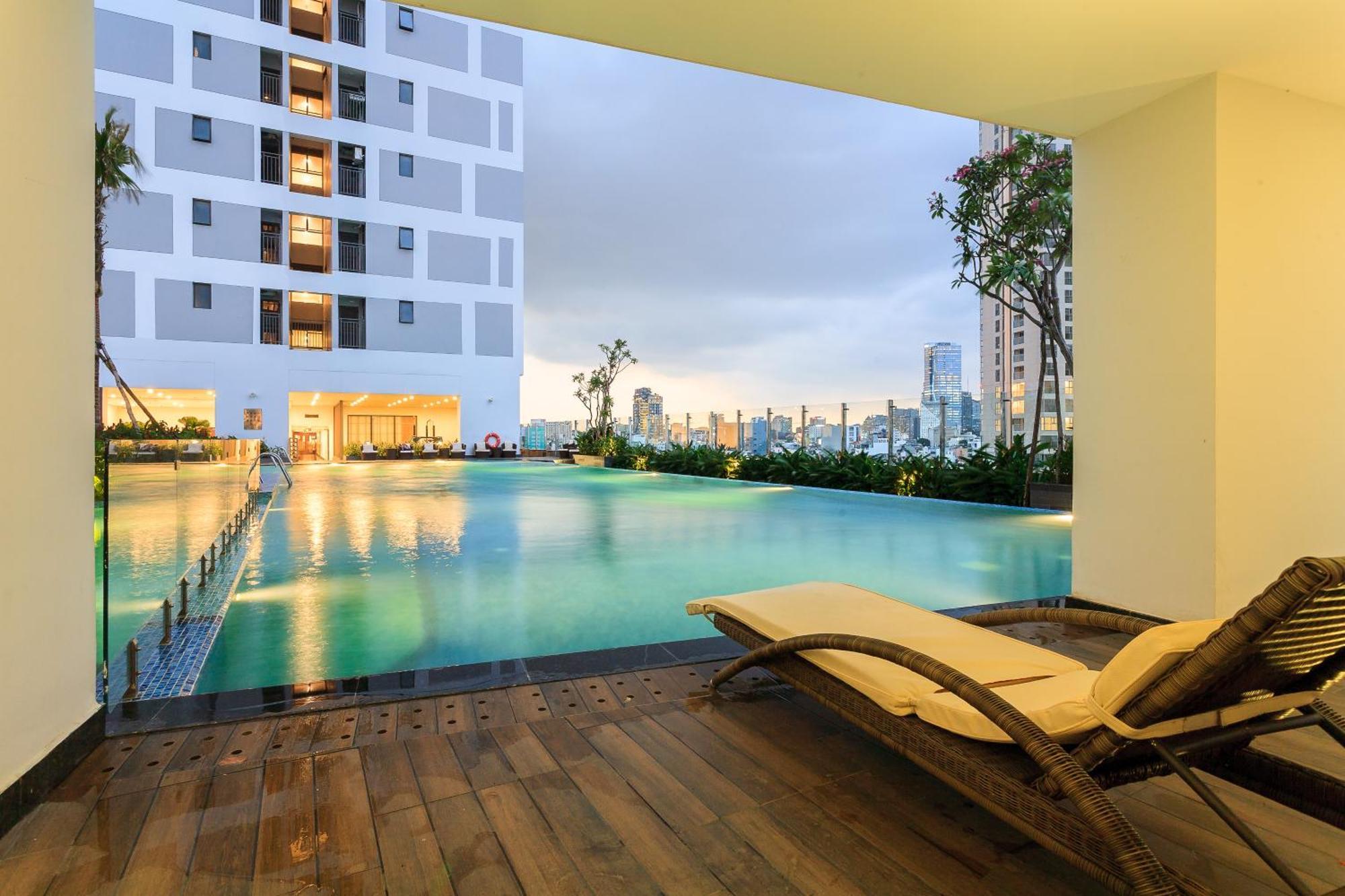 Spacious Saigon - Infinity Pool In Rivergate Ho-Chi-Minh-Stadt Exterior foto